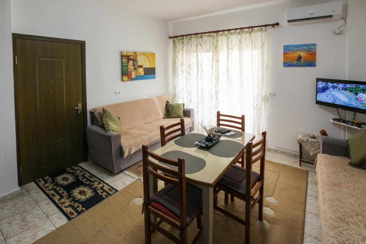 1 Bedroom Apartment With Fast Internet And Sea View Balcony In دراس المظهر الخارجي الصورة